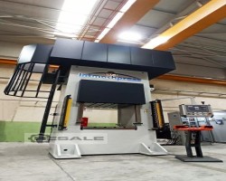 Maschine: INTEMACH Type H cap. 100-1500T Hydraulische Zweiständerpressen