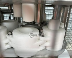 Maschine: CARRUTHERS Six-pak 46000 Volumetrischer Füller