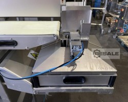 Maschine: CARSOE Denester and Buffer Denester