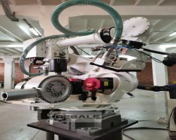 Maschine: FANUC R-2000iB/210F Handling