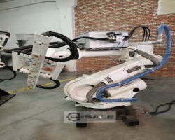 Maschine: FANUC R-2000iB/210F Handling