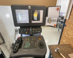 Maschine: HURCO VMX 42 SR Universalbearbeitungszentren