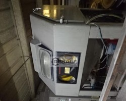 Maschine:  Grit Blast Strahlanlage mit DCE-Staubabsaugung