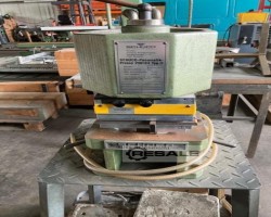 Maschine: SCHüCO 290124 type 2 Pneumatische Pressen