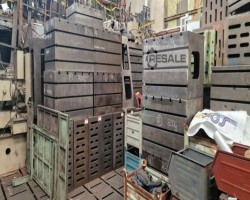 Maschine:  1000x700x700mm Aufspannwürfel