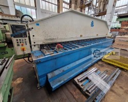 Maschine:  Helmut Lotze Schlagscheren