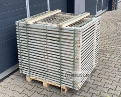 Maschine:  1200 x 1100 mm Rückwandgitter