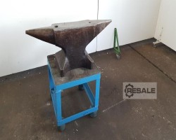 Maschine:  190 kg Schmiedehämmer