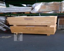 Maschine:   Holzkisten mit Deckel (sehr Stabil)