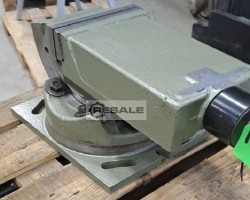 Maschine: VIHORLAT  CZ 243150 0200 Schraubstöcke