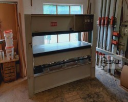 Maschine: HöFER H-120-SS Furnierpressen