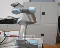 Maschine: COBOT UR5 Roboter