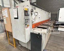 Maschine: LVD HST-C 40/6 Scheren für die Blechbearbeitung