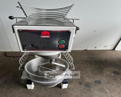 Maschine: BEAR AR30 Planetenrührmaschinen