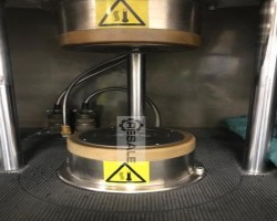 Maschine: ALPHA MDR 2000P Rheometer Gummiprüfgeräte