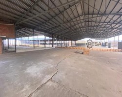 Maschine:   Scheunen mit  Sonnenkollektoren