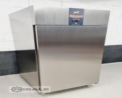 Maschine: SINMAG Freezo 680R Kühlschränke