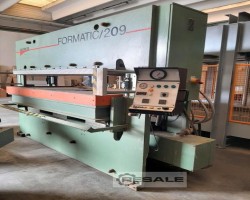 Maschine: ITALPRESSE FORMATIC 20.9 Membranpressen