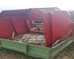 Maschine:   Kistenkippgerät, Kistendrehgerät