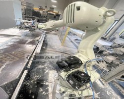 Maschine: KAWASAKI 3RS050N-BC02 Palettierroboter