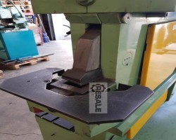 Maschine: MUBEA KBLH 700 Profilstahlscheren