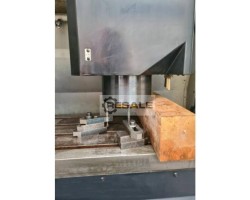 Maschine: MAKINO V55 Vertikalfräsmaschinen