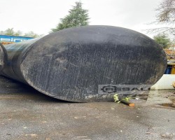 Maschine:   Behälter