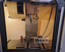 Maschine: MACRO INNO 810 Vertikale Bearbeitungszentren