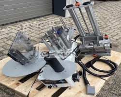 Maschine: KRONES KOSME M90 Etikettiermaschinen