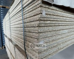 Maschine: UNILIN DIVISION PANELS 2.600 x 1.020 x 38 mm / P4 Spanplatten / Bodenbelag für Lagerbühnen