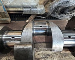 Maschine: WARTSILA 8R32 Kurbelwelle