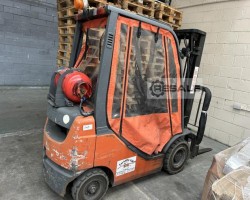 Maschine: TOYOTA 8FGF18 