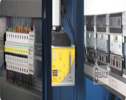 Maschine: OTINUS PBE-1204-CNC STEP ROCK22+ CNC Abkantpressen