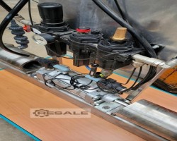 Maschine:   Doppel-Kolbendosierpumpe