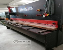 Maschine: AMADA PROMECAM GPS 1230 Tafelscheren (hydraulisch)