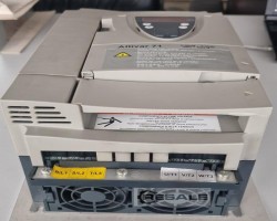 Maschine: SCHNEIDER AVT71HU55N4Z Frequenzumrichter