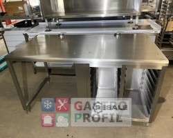 Maschine:  size 175x88x92cm Arbeitstische