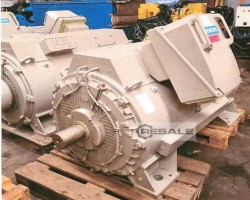 Maschine: SIEMENS Various Elektromotoren und Generatoren und Wärmetauscher