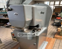 Maschine: HANG 103 LOK Automatische Ösenmaschine