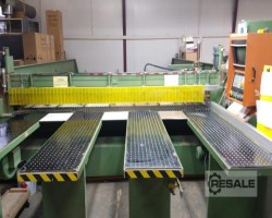 Maschine: HOLZMA HPP 91-Z 4100 Plattenaufteilsägen