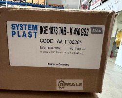 Maschine: SYSTEMPLAST 1873 TAB 450 + TAB 325 Vertikalförderkette