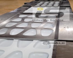 Maschine: MULTIVAC R 530 Vakuum-Folienverpackung