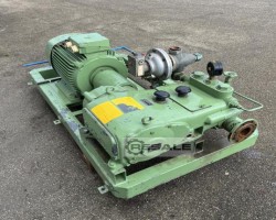 Maschine: URACA KD 613-G Pumpen