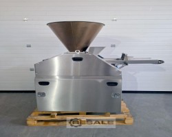 Maschine:  VD 100-700 Teigteilmaschinen