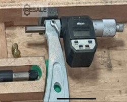 Maschine: MITUTOYO DIGITAL 400-425 mm Mitutoyo Bügelmessschraube mit Digitalanzeige