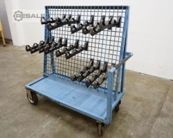 Maschine:   Werkzeugtransportwagen mit Wellenträger