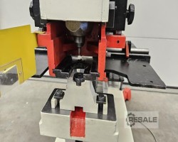 Maschine: MUBEA KBLH 700 Profilstahlscheren