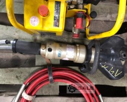 Maschine:   Feuerwehr Rettungssatz Rettungsschere Spreizer