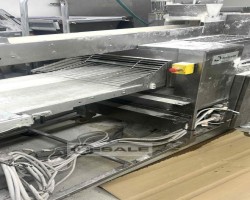 Maschine: BERTUETTI 200 universal Brötchenanlage für eckige runde und HotDogs