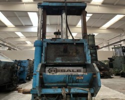 Maschine: FRANCIS SHAW K7-MK5 Hydraulischer Trichter